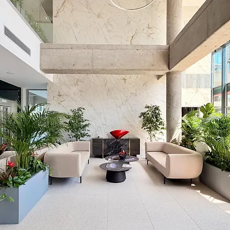 Luxury One Bedroom With Balcony And Pool Access In Exclusive Up-site *