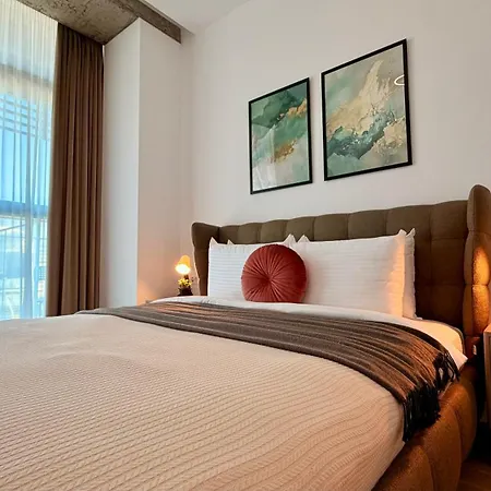 아파트 Luxury One Bedroom With Balcony And Pool Access In Exclusive Up-site