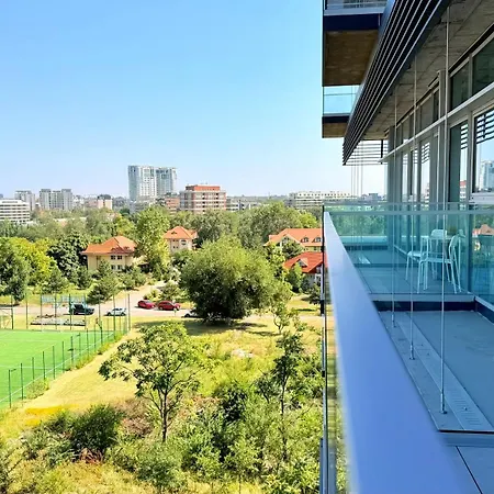 Luxury One Bedroom With Balcony And Pool Access In Exclusive Up-site