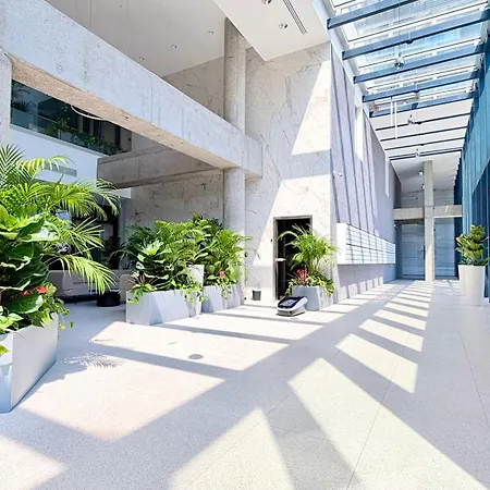 아파트 Luxury One Bedroom With Balcony And Pool Access In Exclusive Up-site 부쿠레슈티