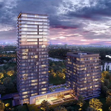 Апартаменти Luxury One Bedroom With Balcony And Pool Access In Exclusive Up-site
