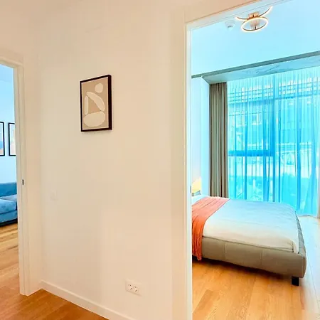 아파트 Luxury One Bedroom With Balcony And Pool Access In Exclusive Up-site